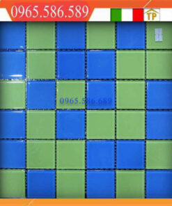 Gạch Mosaic thuỷ tinh màu xanh đậm-lá chuối VINTB113